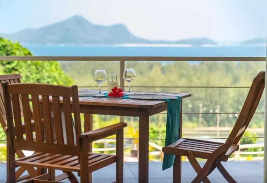 Auguste Holiday Residence Anse Etoile Exterior foto